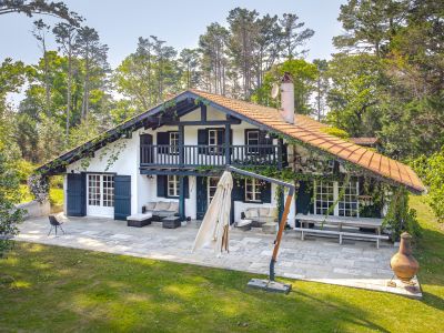 maison 8 Pièces en vente sur MOUGUERRE (64990) Vente Maison Mouguerre 8 Pièces 300 m²