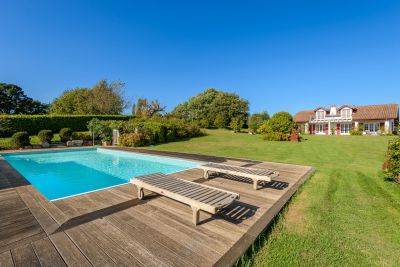 property 7 Rooms for sale on ST PEE SUR NIVELLE (64310) Sale Property Saint-Pée-sur-Nivelle 7 Rooms 250 m²
