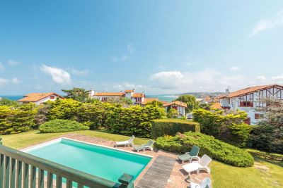 maison 10 Pièces en vente sur GUETHARY (64210) Vente Maison Guéthary 10 Pièces 300 m²