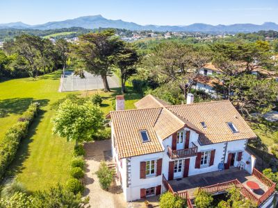 house 10 Rooms for sale on ST JEAN DE LUZ (64500) Sale House Saint-Jean-de-Luz 10 Rooms 250 m²