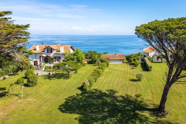Sale House Saint-Jean-de-Luz 10&nbsp;Rooms 250&nbsp;m²