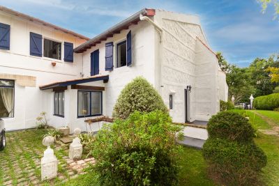 Vente Maison traditionnelle Ciboure 6&nbsp;Pièces 176&nbsp;m²
