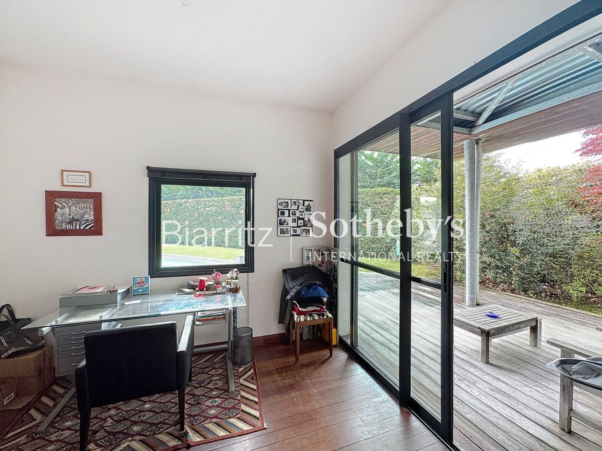 house 6 Rooms for sale on BIARRITZ (64200)