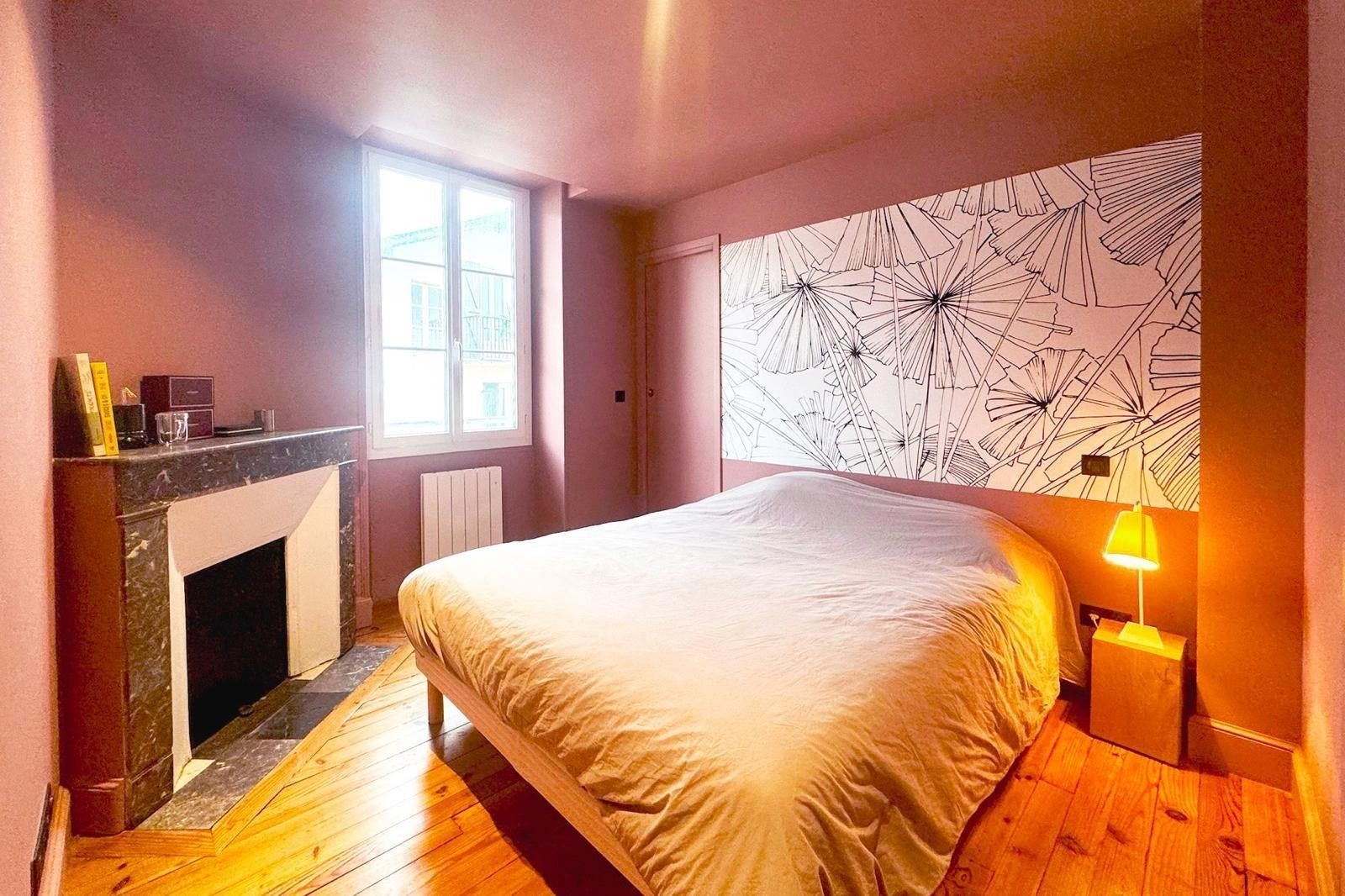 duplex 4 Rooms for sale on BIARRITZ (64200)