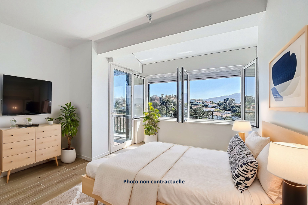 apartment 3 Rooms for sale on ST JEAN DE LUZ (64500)