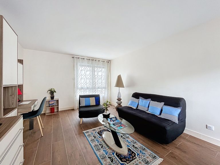 apartment 2 Rooms for sale on ST JEAN DE LUZ (64500)