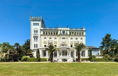 Vente Appartement Pau 8 Pièces 300 m²