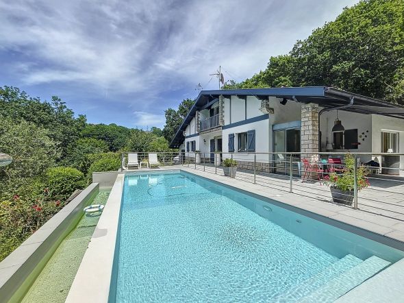 Vente Maison Ciboure 6 Pièces 165 m²