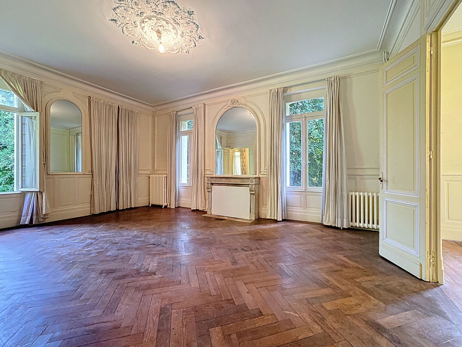 château 15 Pièces en vente sur DAX (40100)