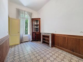 castle 15 Rooms for sale on DAX (40100)