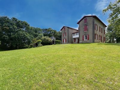 Vente Maison Saint-Pée-sur-Nivelle 16 Pièces 425 m²