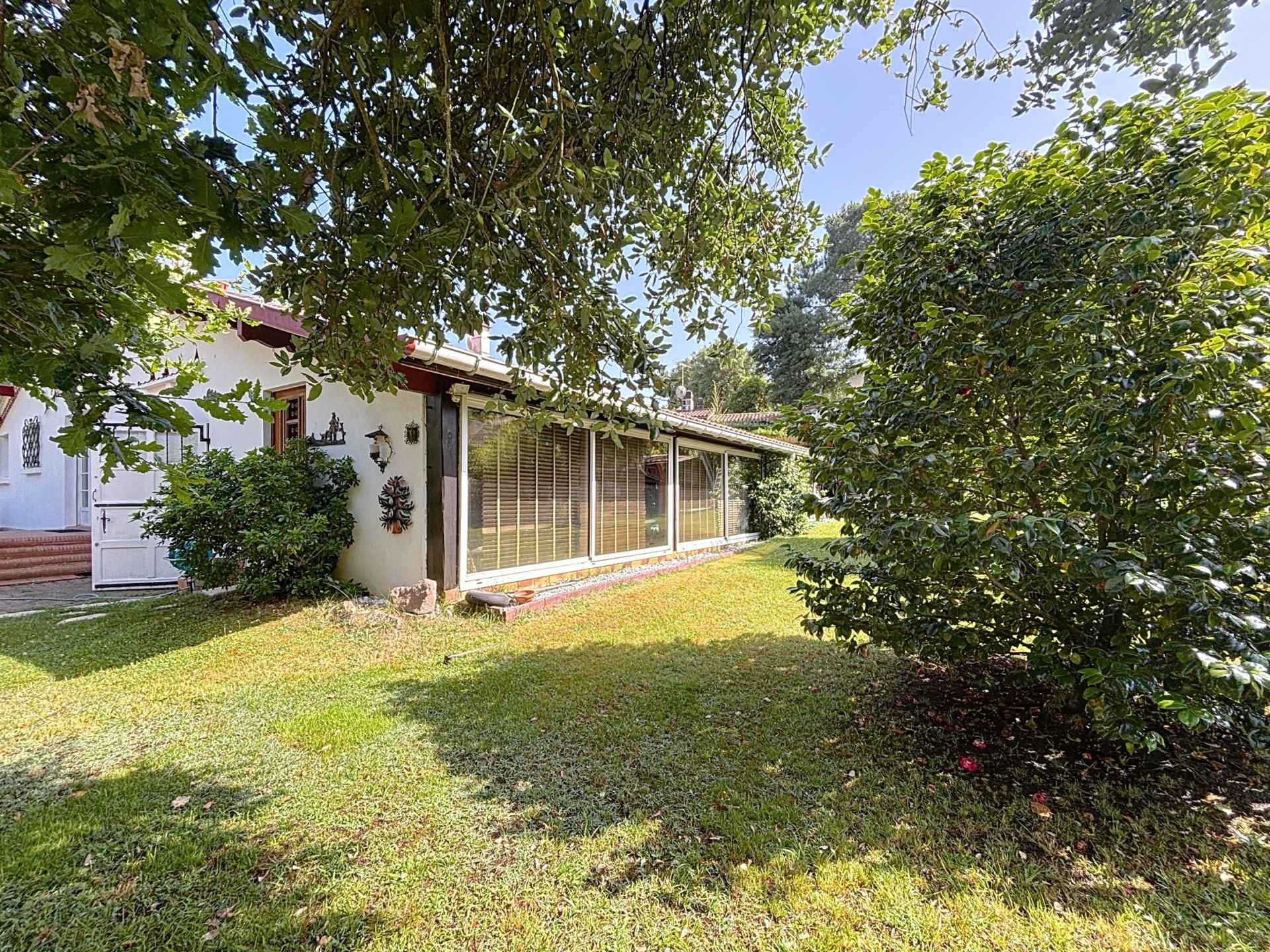 house 6 Rooms for sale on HOSSEGOR (40150)