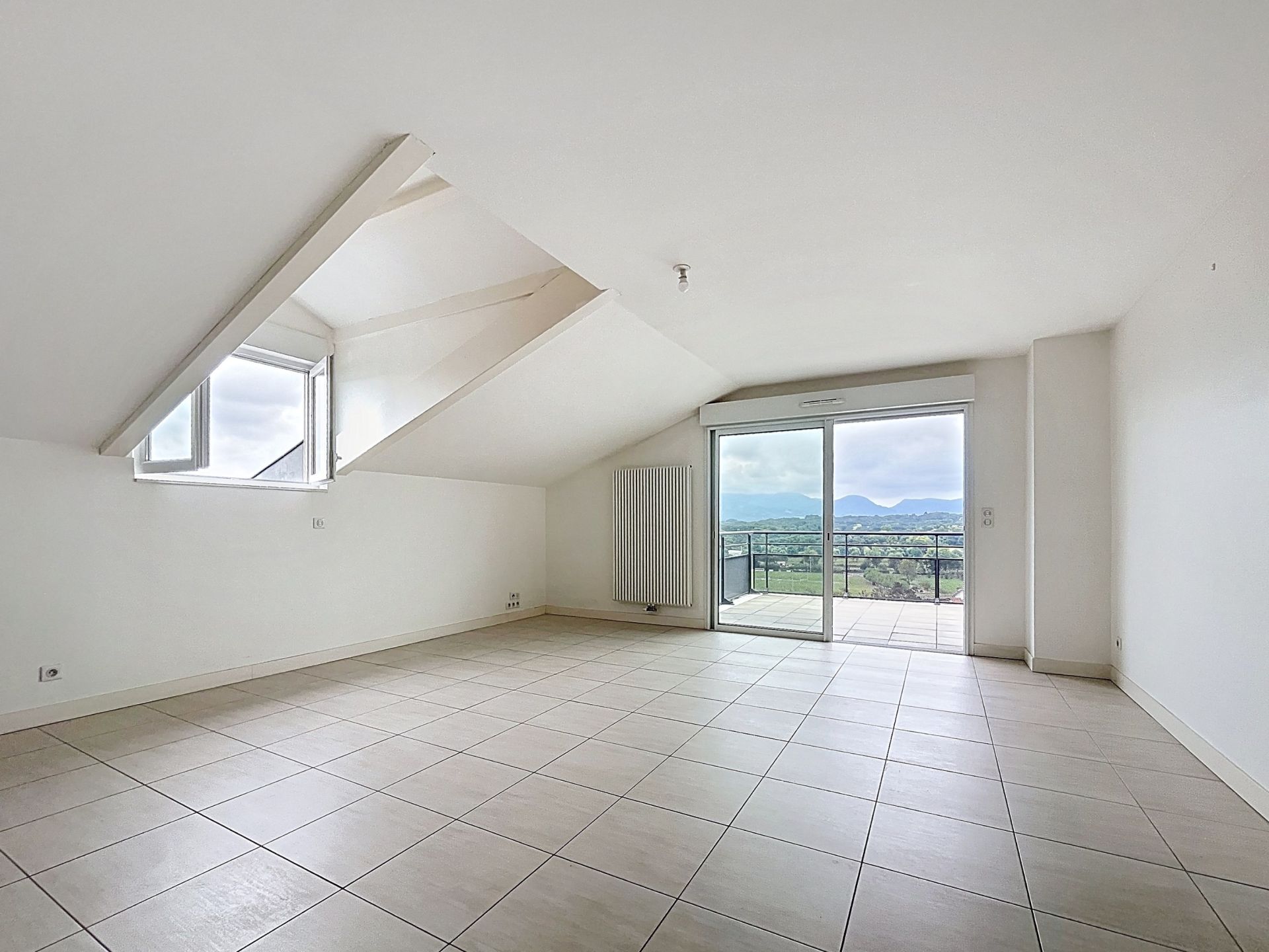 apartment 3 Rooms for sale on ST JEAN DE LUZ (64500)