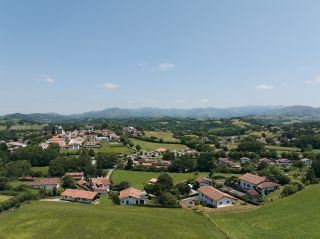 maison 10 Pièces en vente sur SARE (64310)