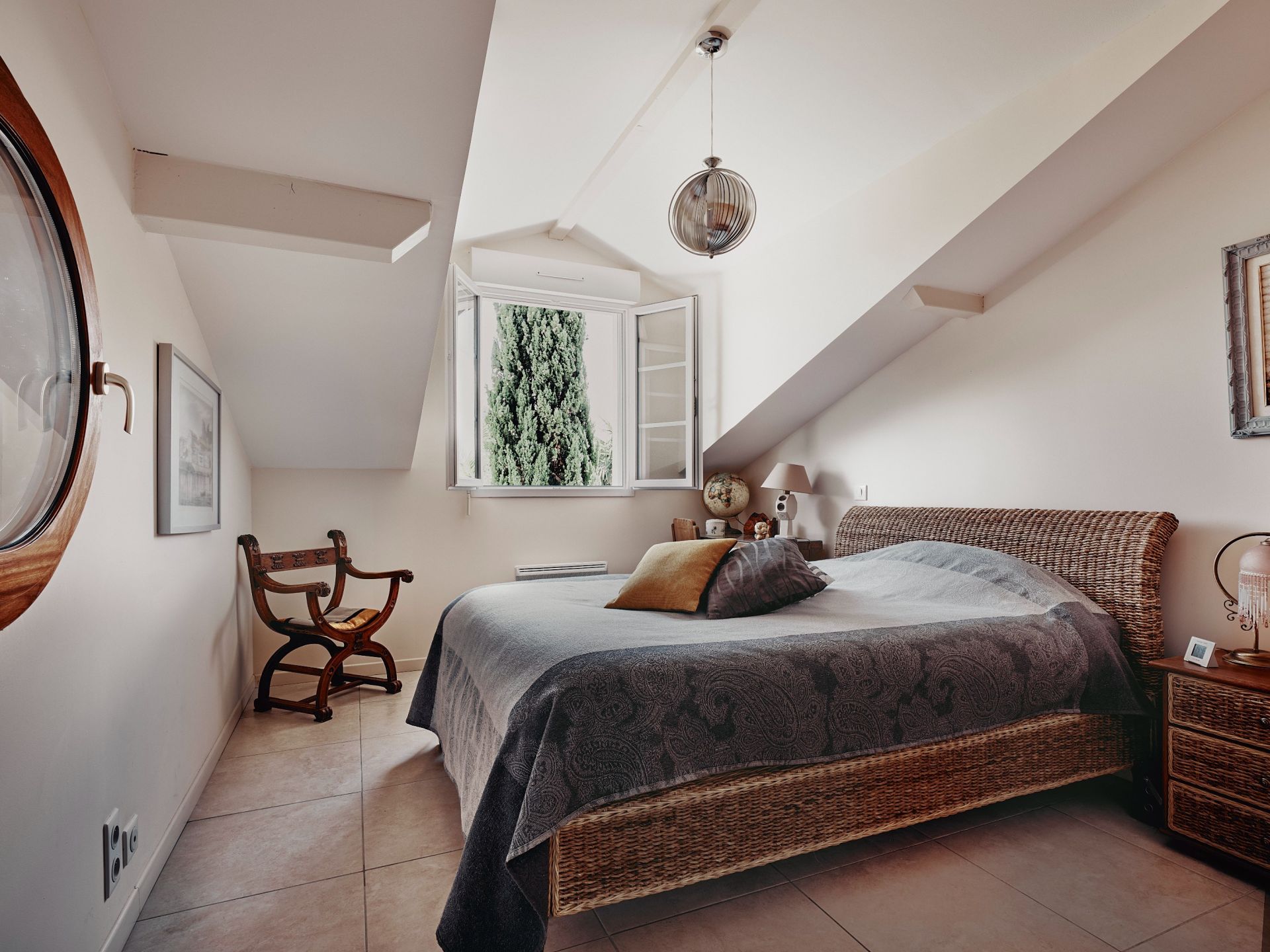 house 7 Rooms for sale on AHETZE (64210)