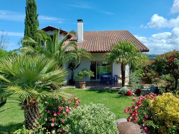 Vente Maison Ahetze 7 Pièces 200 m²