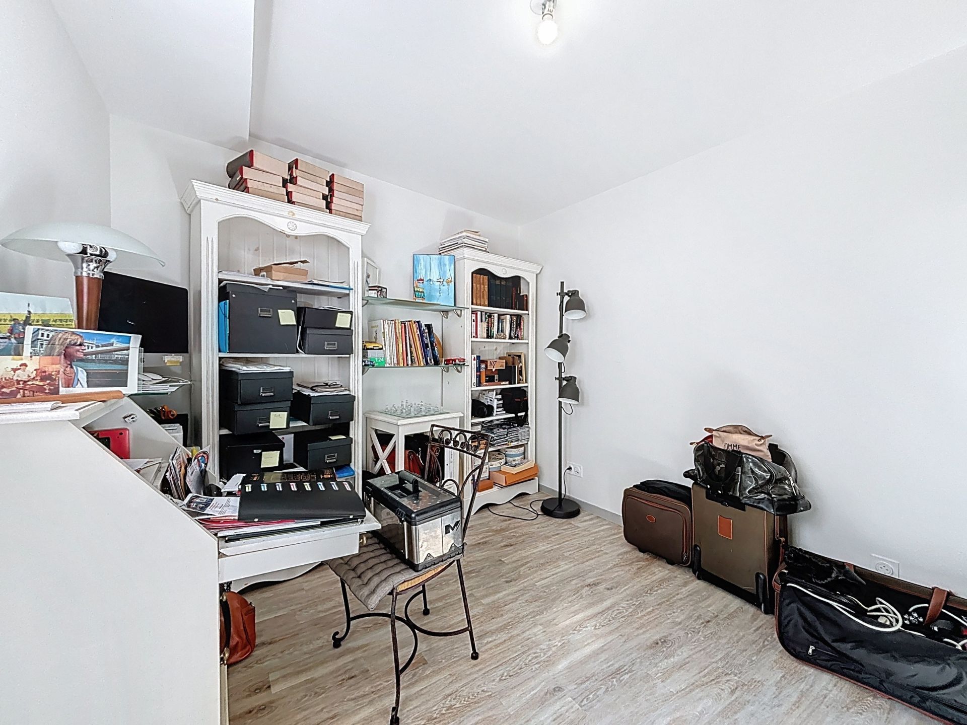 apartment 4 Rooms for sale on CIBOURE (64500)