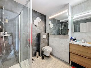 apartment 4 Rooms for sale on CIBOURE (64500)