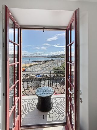 apartment 4 Rooms for sale on CIBOURE (64500)