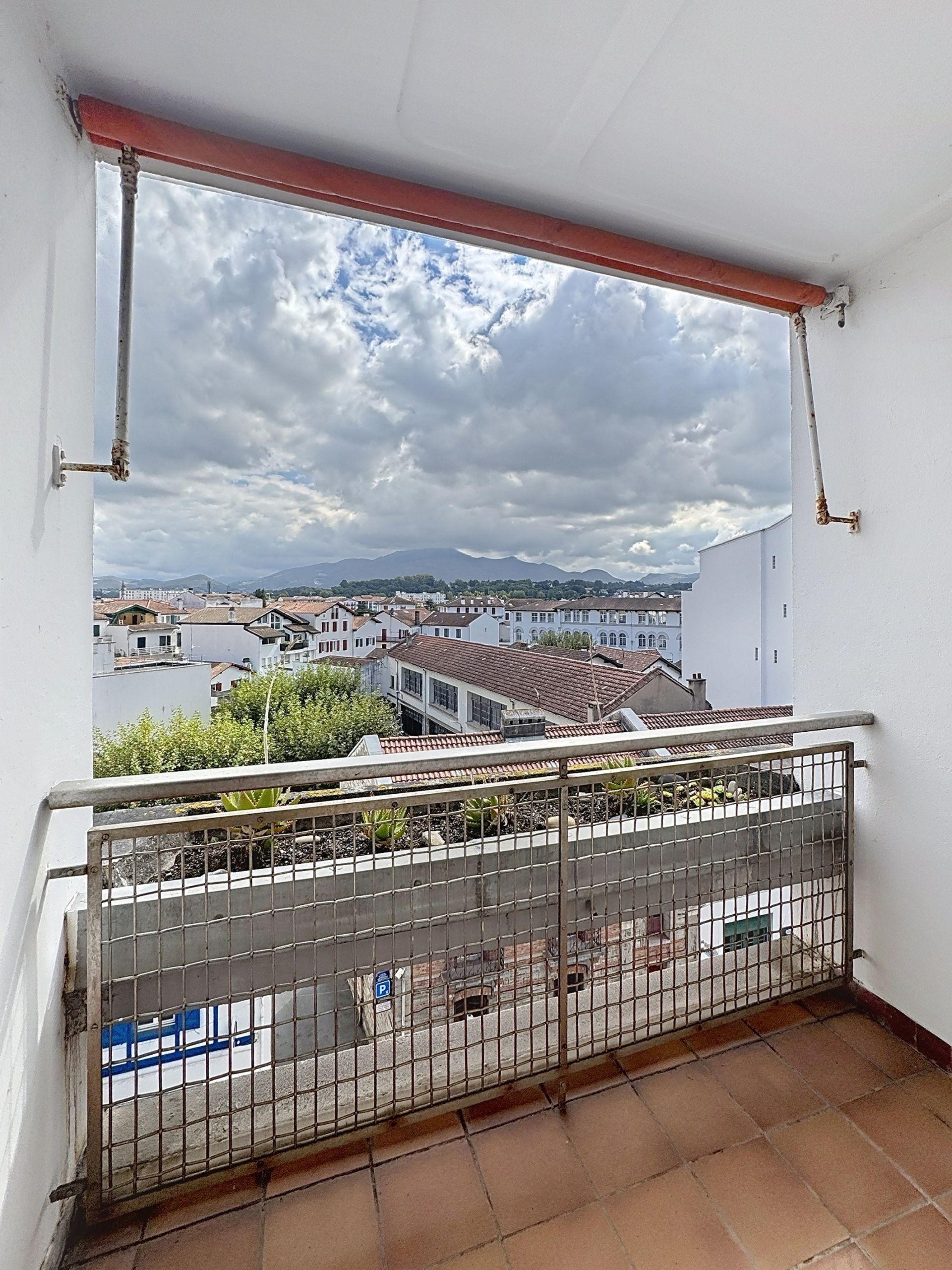 apartment 3 Rooms for sale on ST JEAN DE LUZ (64500)