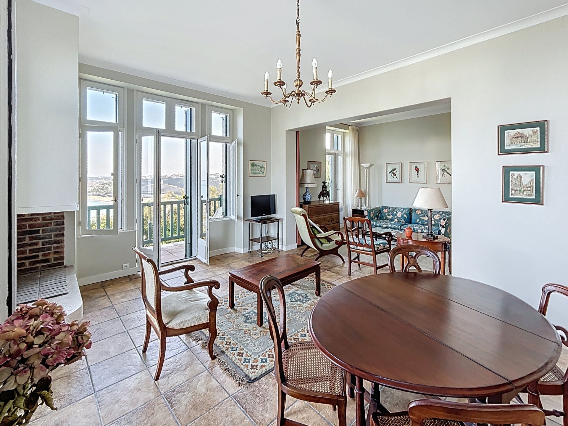 apartment 4 Rooms for sale on BIARRITZ (64200)