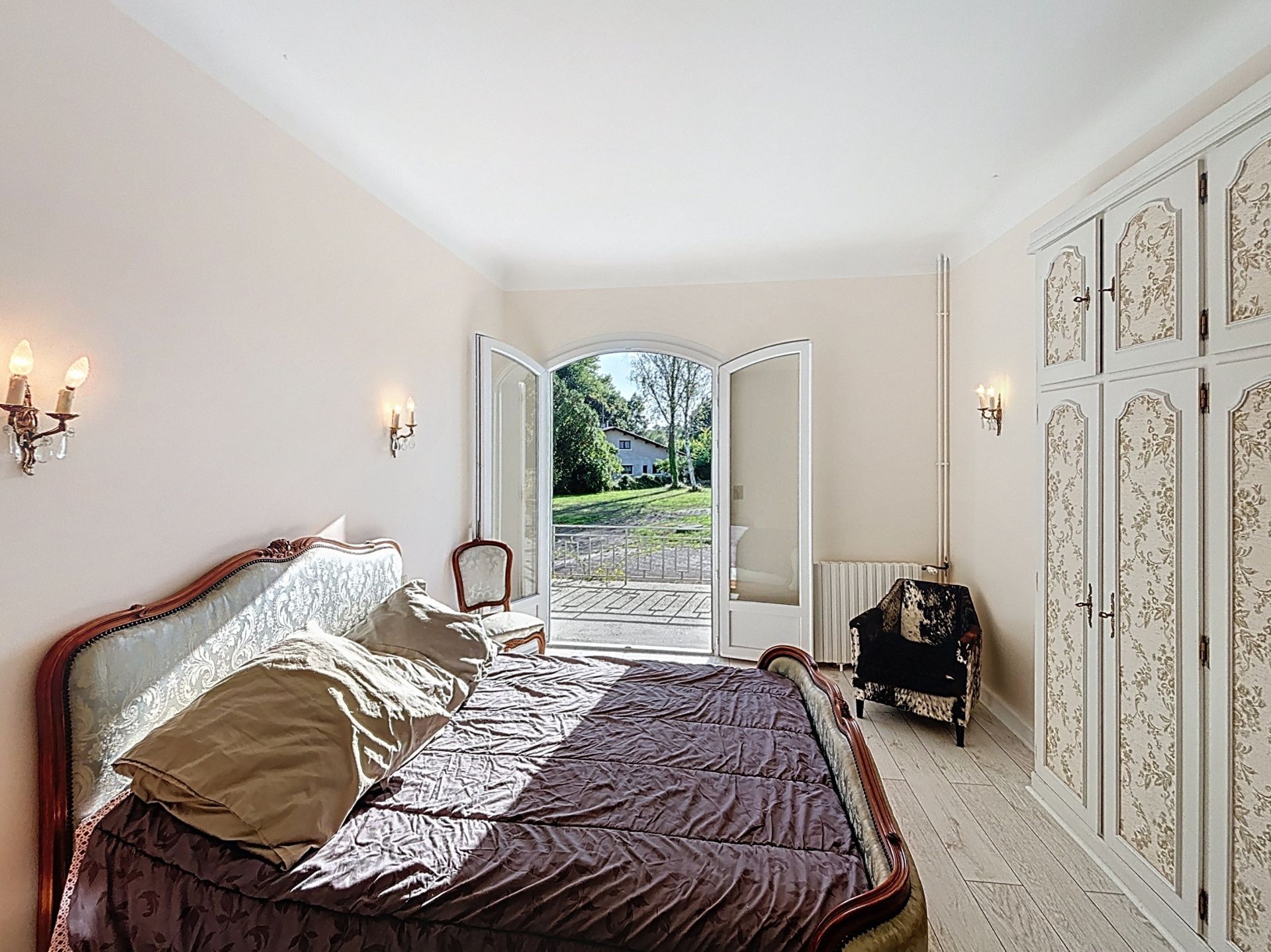 propriété 16 Pièces en vente sur GARROSSE (40110)