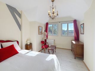 propriété 16 Pièces en vente sur GARROSSE (40110)