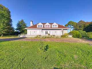 propriété 16 Pièces en vente sur GARROSSE (40110)