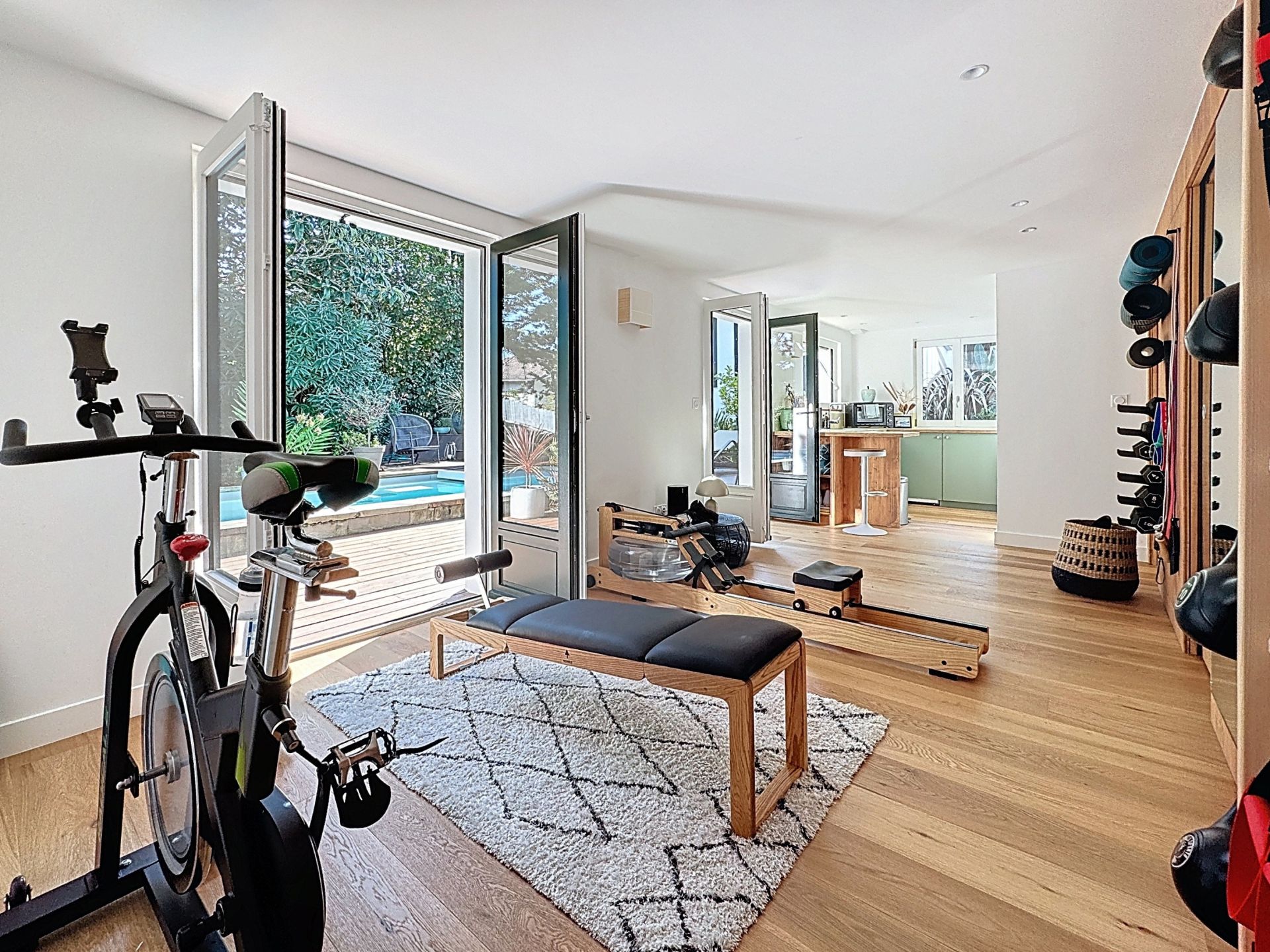 house 8 Rooms for sale on GUETHARY (64210)