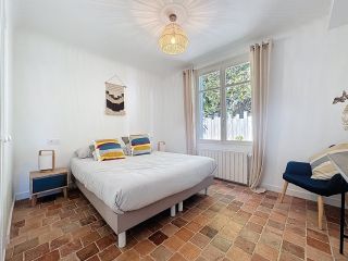 house 8 Rooms for sale on GUETHARY (64210)