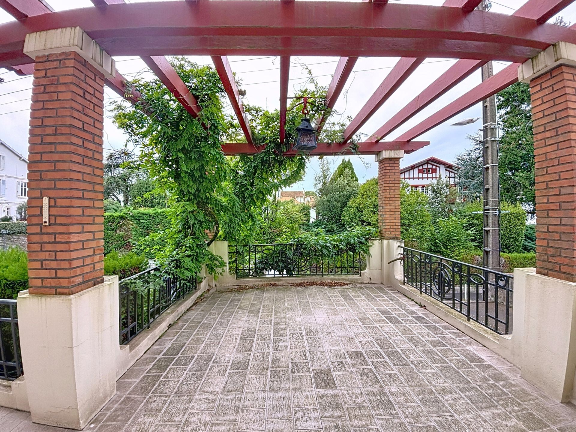 maison 10 Pièces en vente sur BAYONNE (64100)