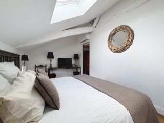 maison 11 Pièces en vente sur GUICHE (64520)