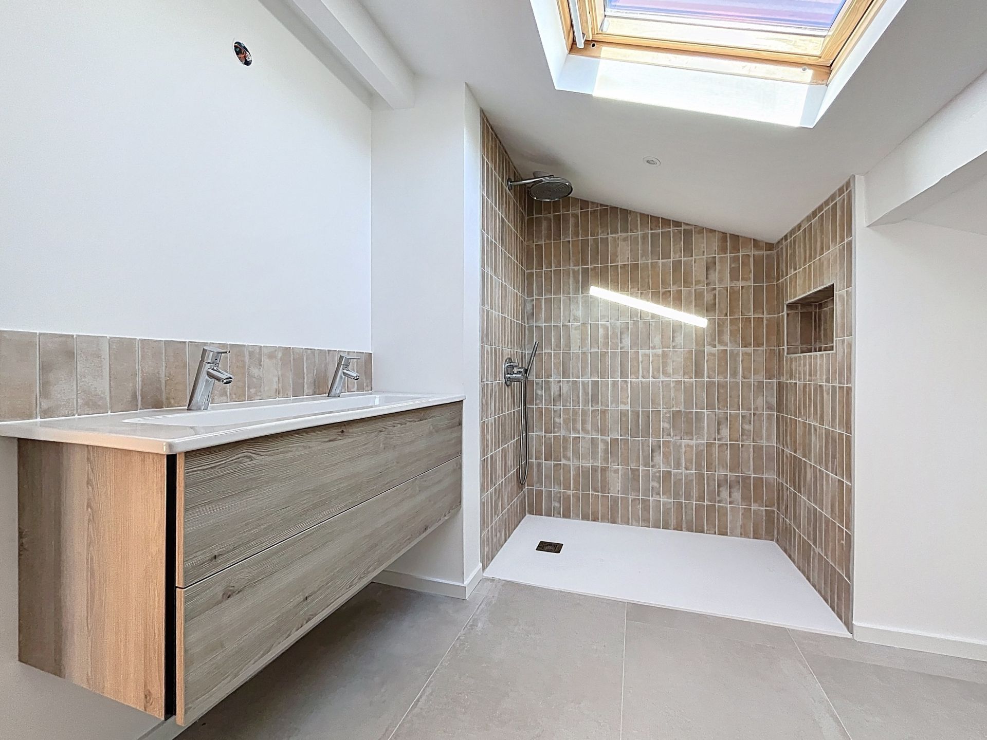 house 7 Rooms for sale on BIDART (64210)