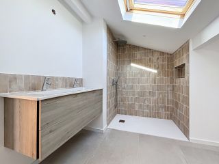 house 7 Rooms for sale on BIDART (64210)