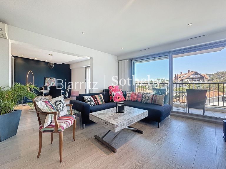 apartment 3 Rooms for sale on BIARRITZ (64200)