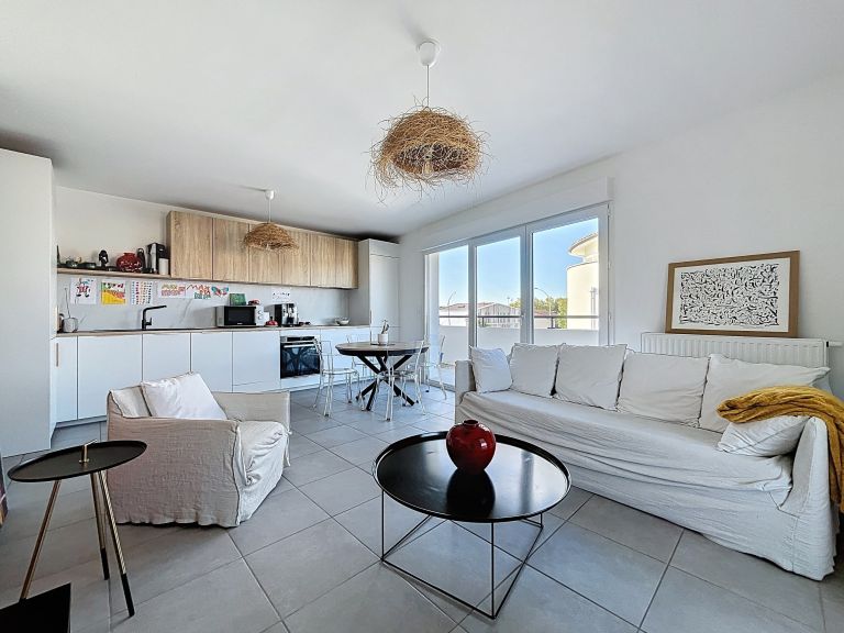 apartment 3 Rooms for sale on ANGLET (64600)