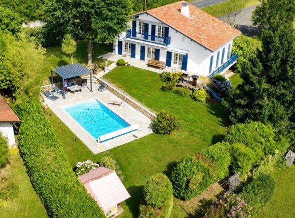 Vente Maison Arbonne 7&nbsp;Pièces 175&nbsp;m²