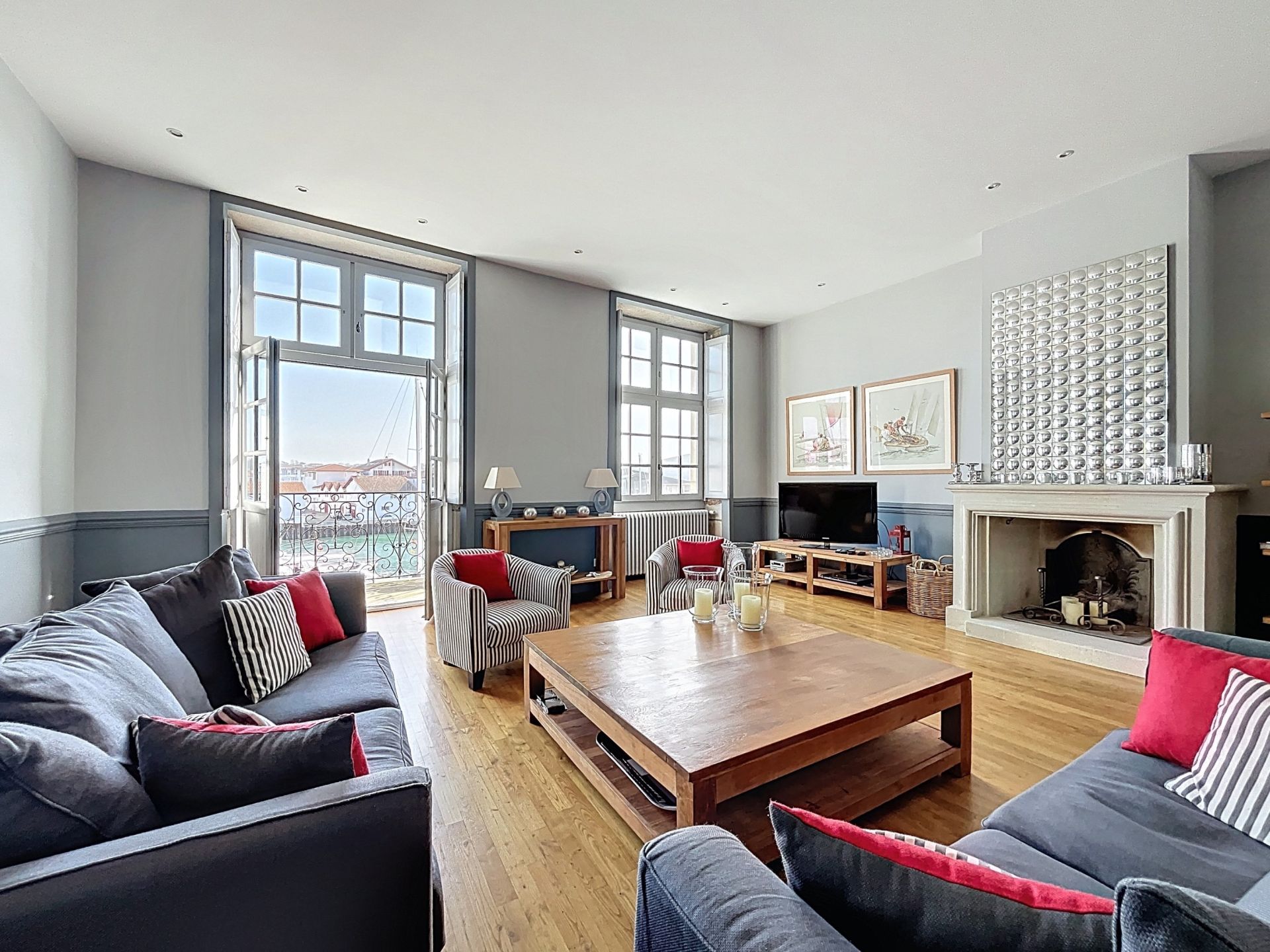 appartement 5 Pièces en vente sur CIBOURE (64500)