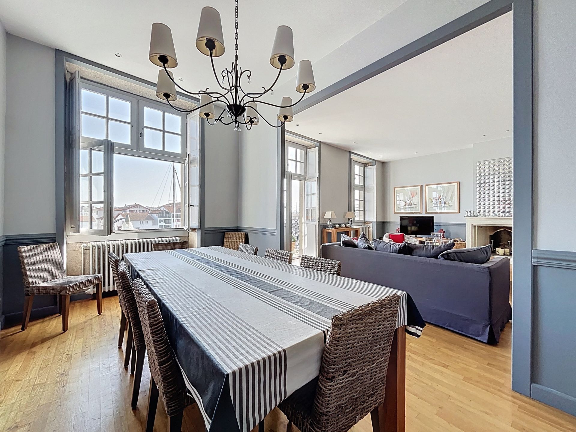apartment 5 Rooms for sale on CIBOURE (64500)