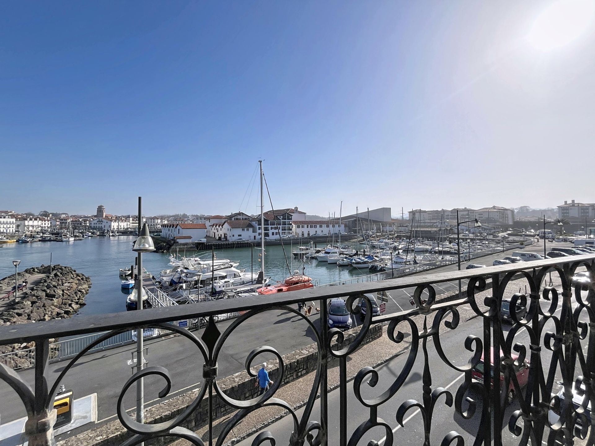 apartment 5 Rooms for sale on CIBOURE (64500)