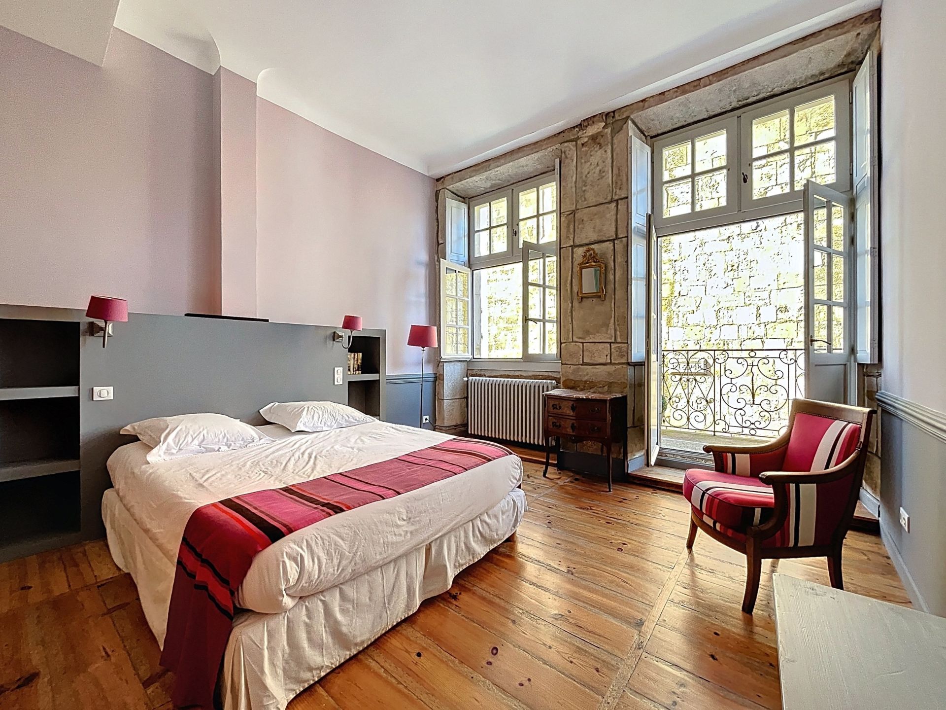 appartement 5 Pièces en vente sur CIBOURE (64500)