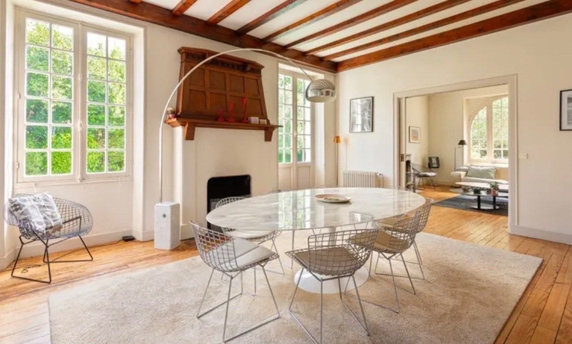 house 10 Rooms for sale on BIARRITZ (64200)