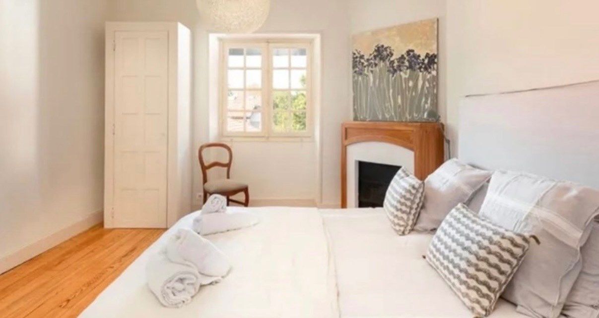 house 10 Rooms for sale on BIARRITZ (64200)