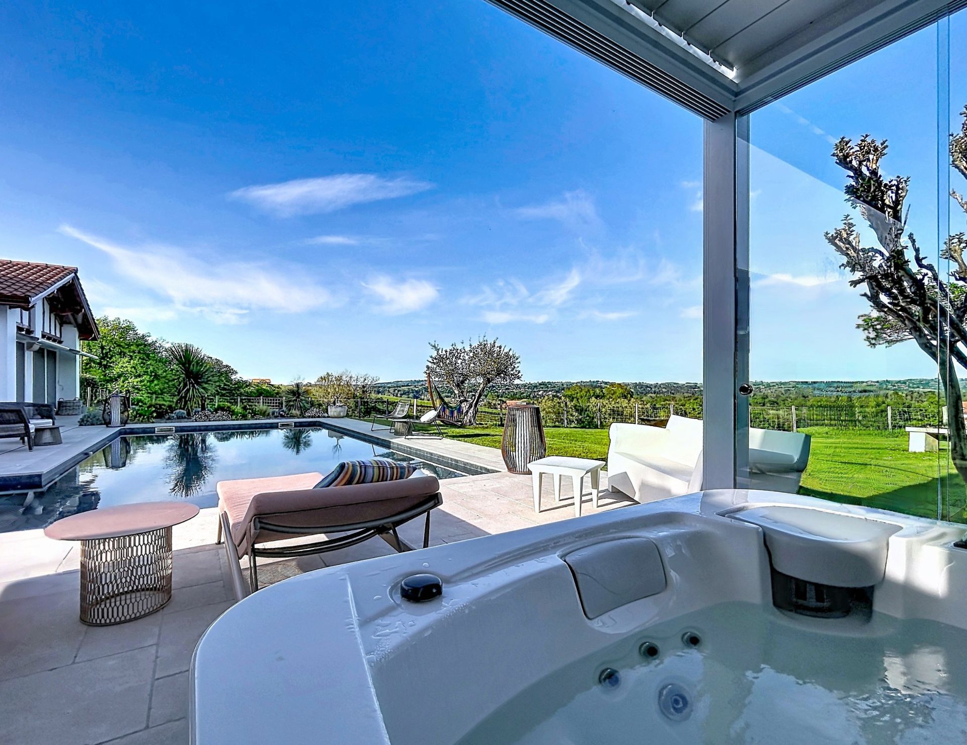 maison 7 Pièces en vente sur LARRESSORE (64480)