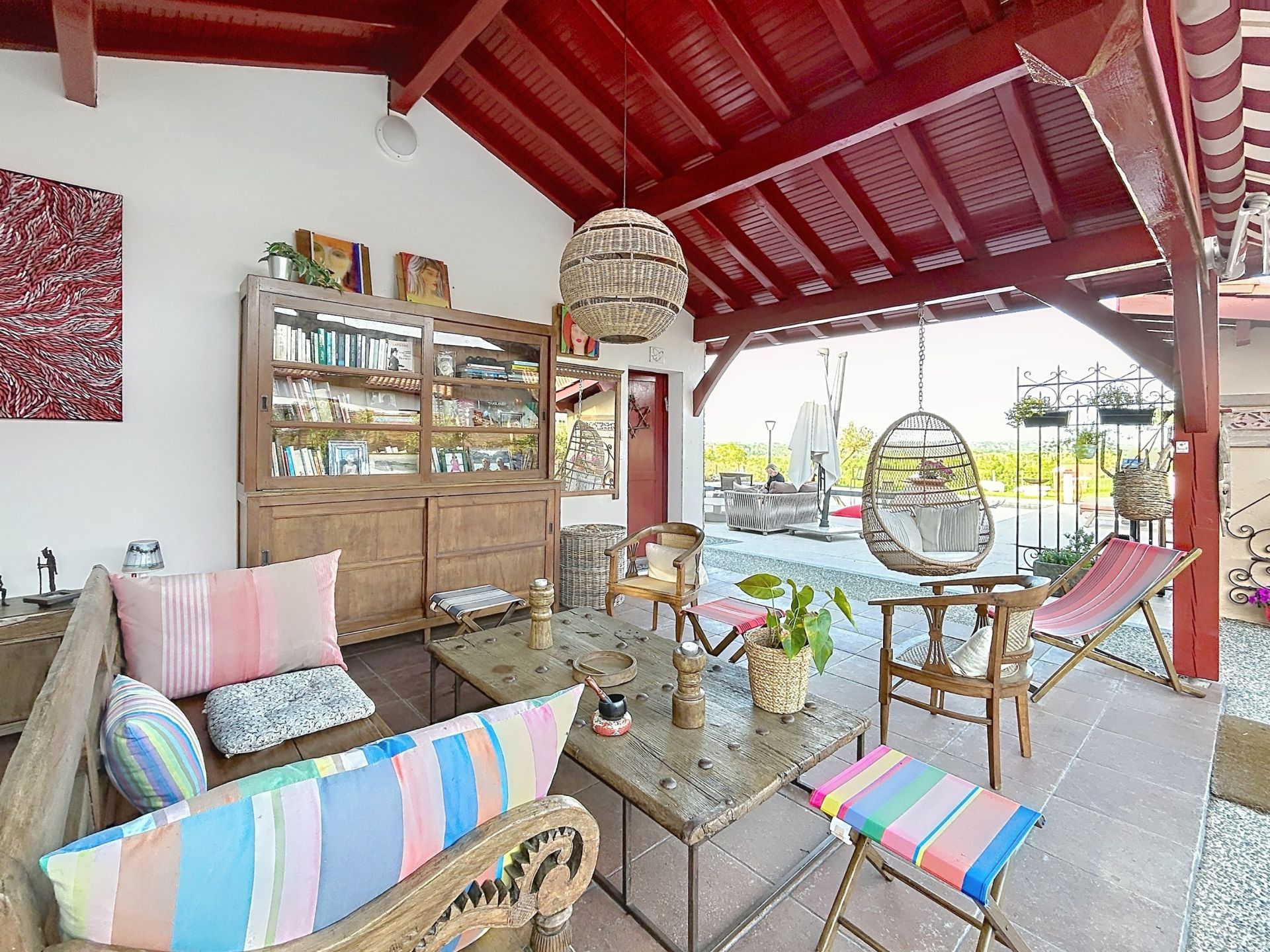 maison 7 Pièces en vente sur LARRESSORE (64480)