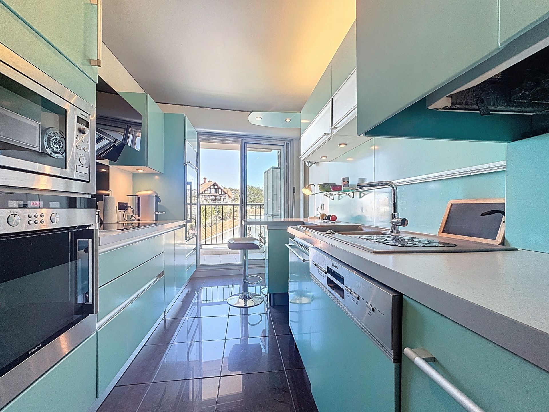 apartment 3 Rooms for sale on BIARRITZ (64200)