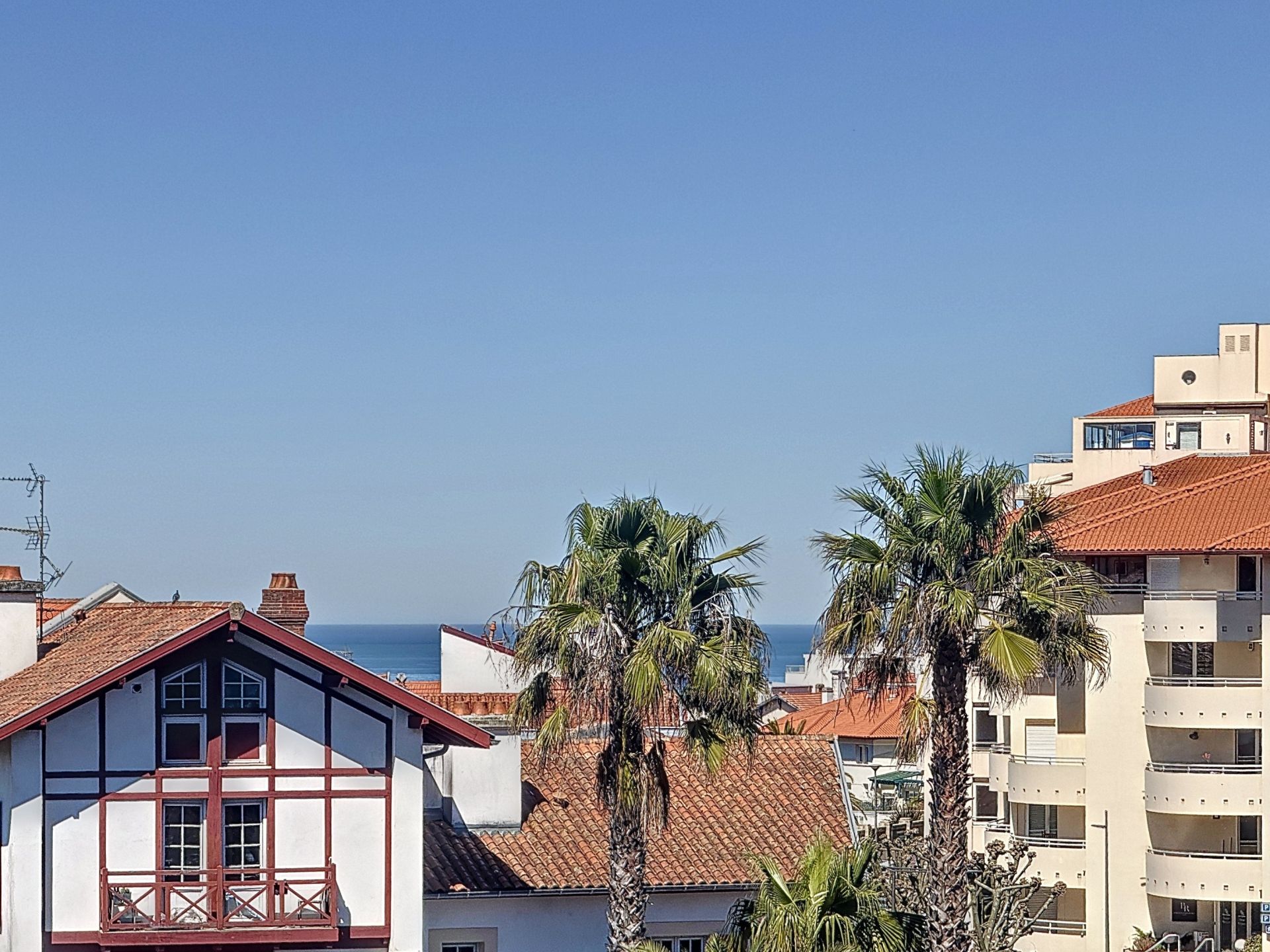 apartment 3 Rooms for sale on BIARRITZ (64200)