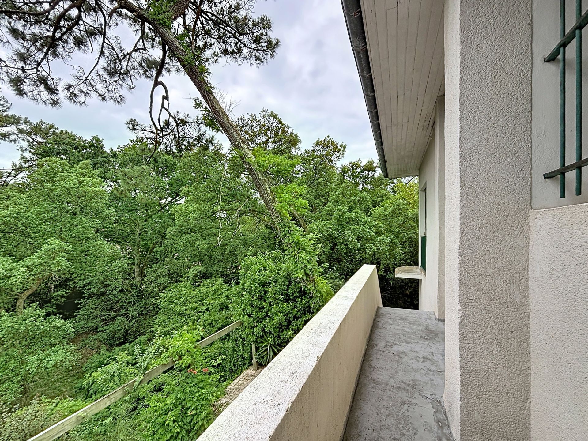 house 12 Rooms for sale on SOORTS HOSSEGOR (40150)