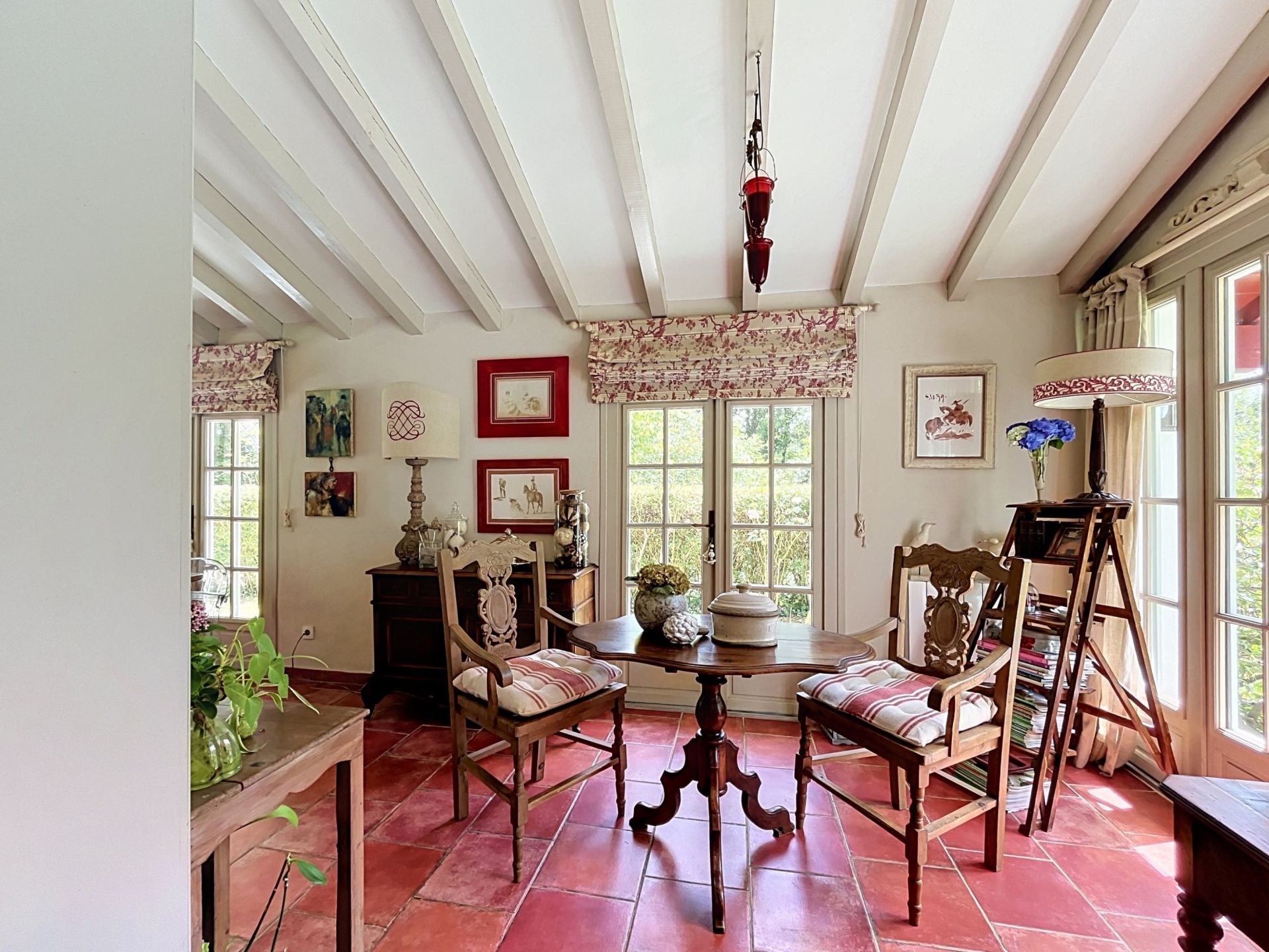 house 7 Rooms for sale on ST PEE SUR NIVELLE (64310)
