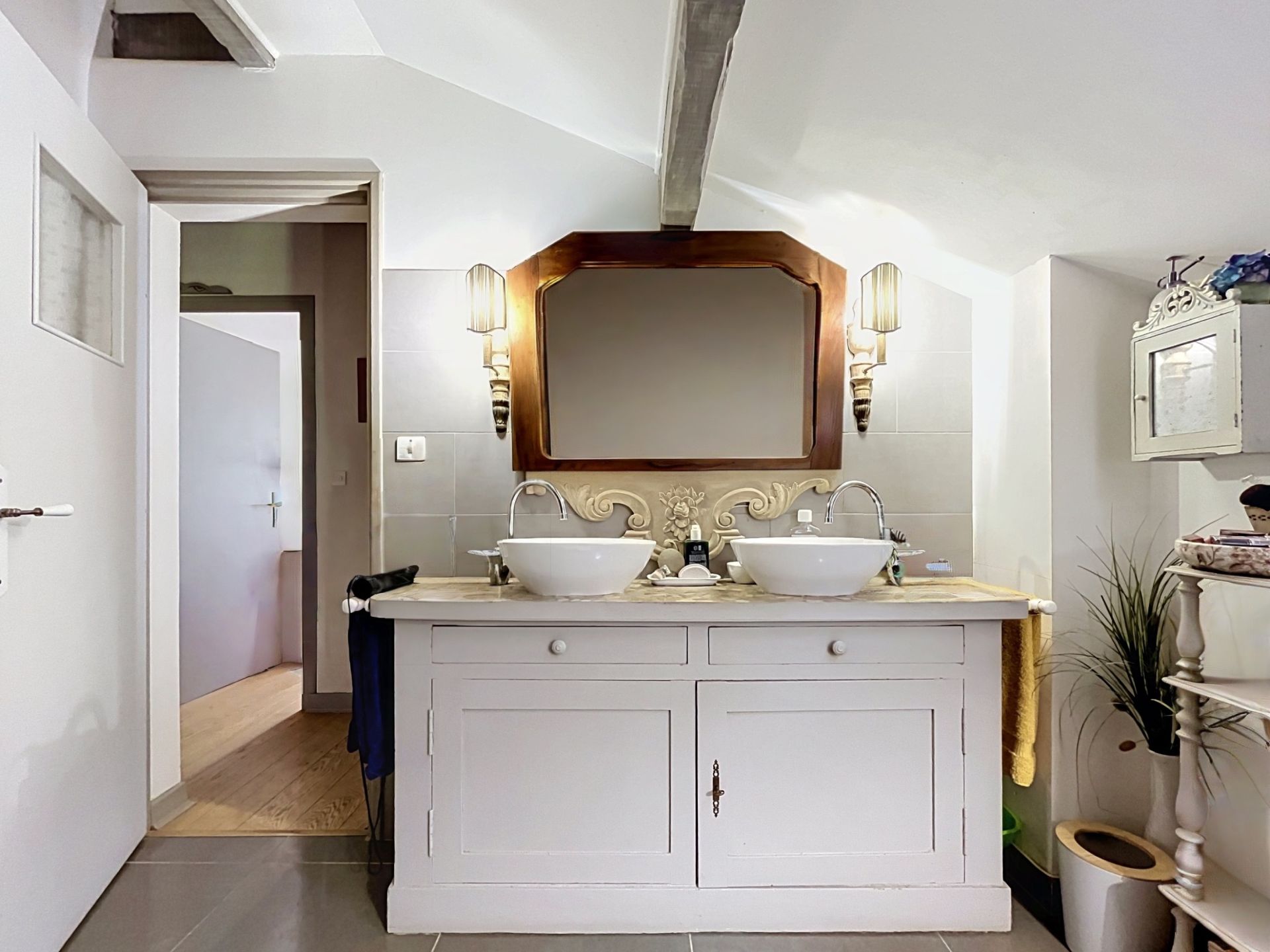house 7 Rooms for sale on ST PEE SUR NIVELLE (64310)